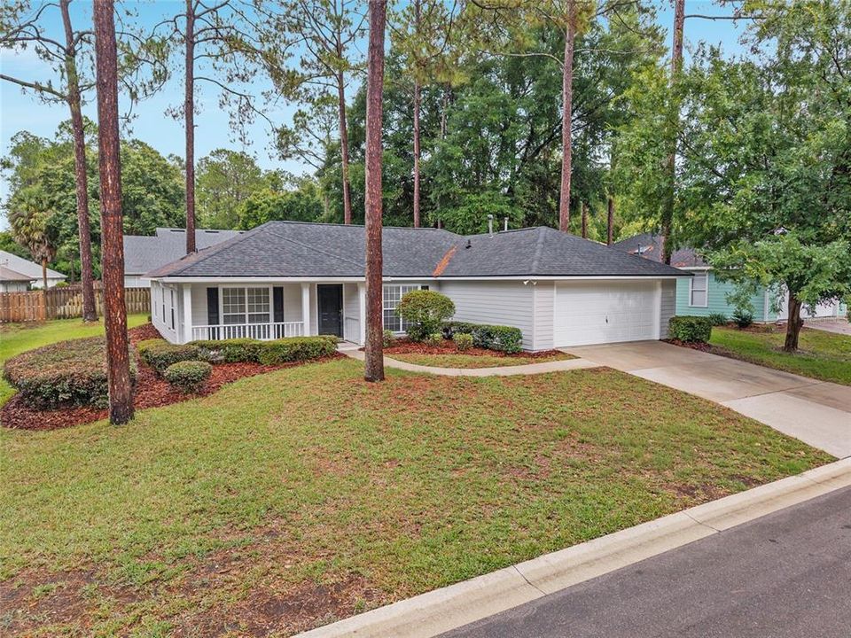 Active With Contract: $379,000 (3 beds, 2 baths, 1702 Square Feet)