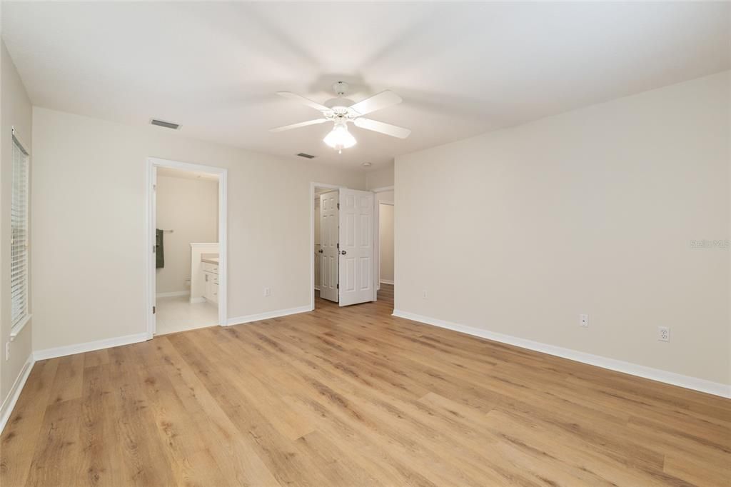 Active With Contract: $379,000 (3 beds, 2 baths, 1702 Square Feet)