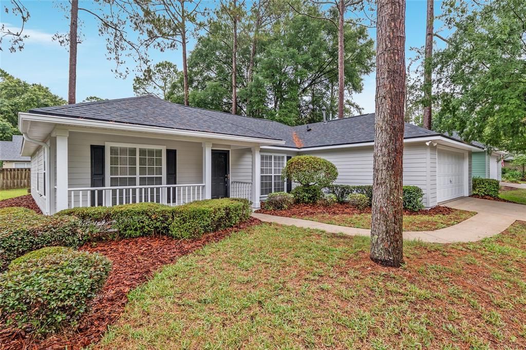 Active With Contract: $379,000 (3 beds, 2 baths, 1702 Square Feet)