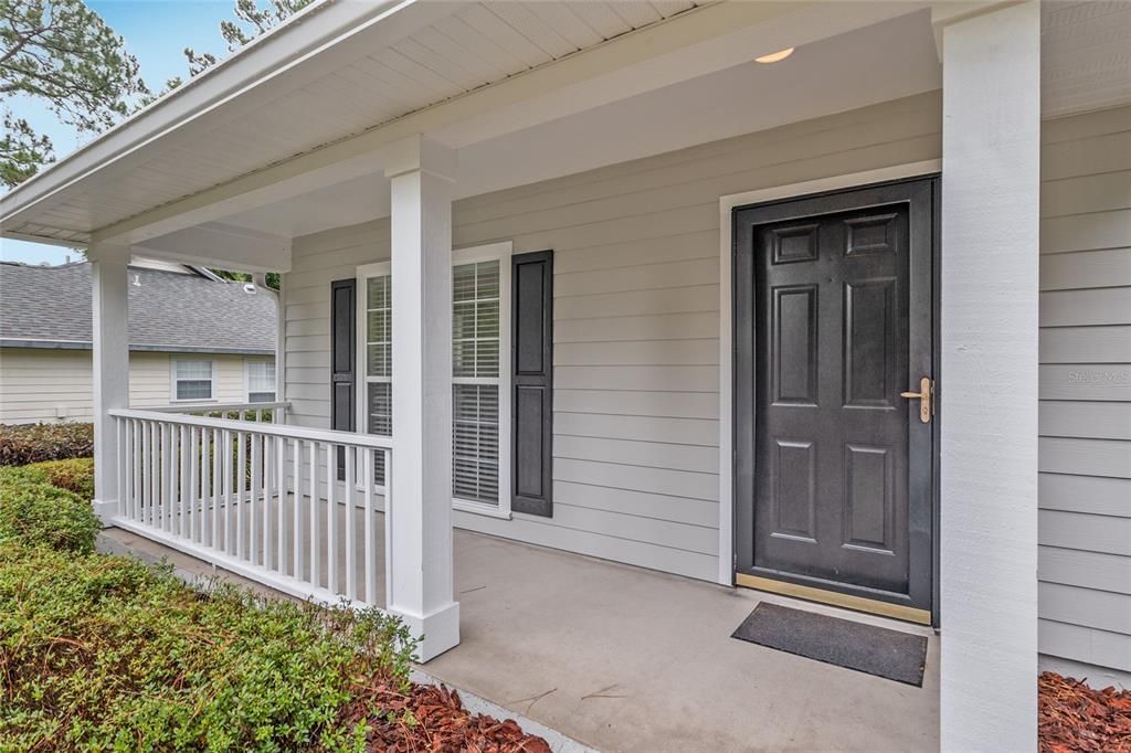 Active With Contract: $379,000 (3 beds, 2 baths, 1702 Square Feet)