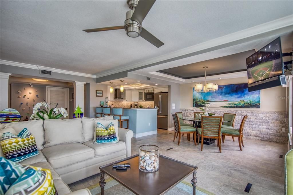 En Venta: $785,000 (2 camas, 2 baños, 1325 Pies cuadrados)