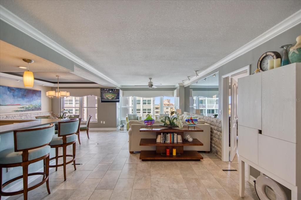 En Venta: $785,000 (2 camas, 2 baños, 1325 Pies cuadrados)