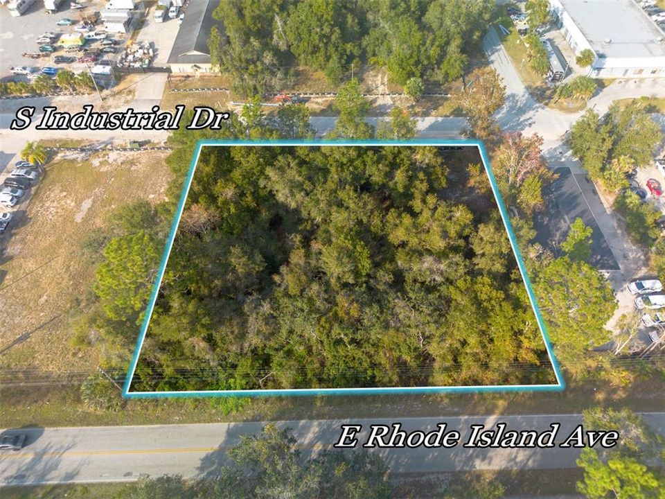 En Venta: $299,000 (0.86 acres)