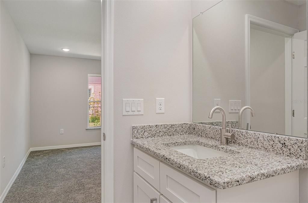 En Venta: $462,000 (4 camas, 0 baños, 2804 Pies cuadrados)