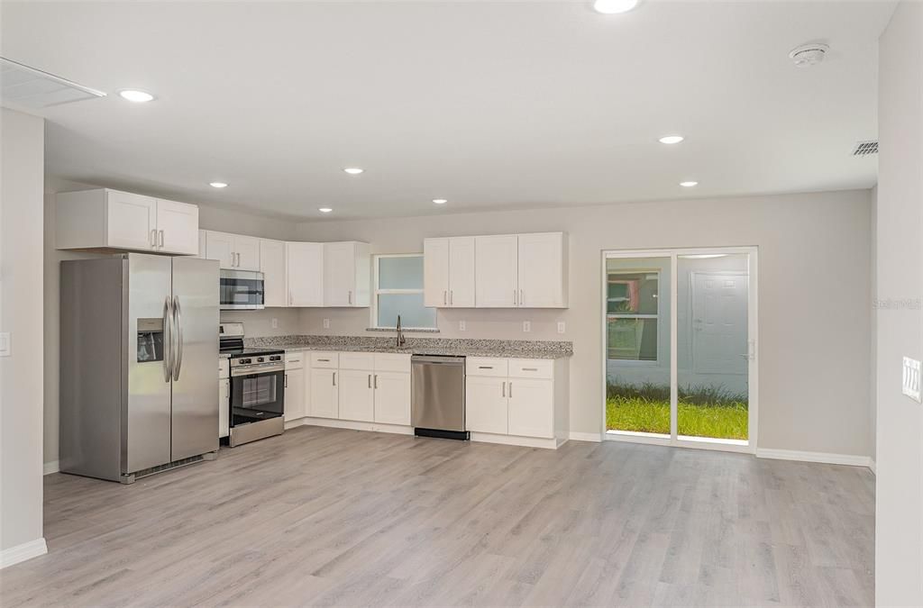 En Venta: $462,000 (4 camas, 0 baños, 2804 Pies cuadrados)