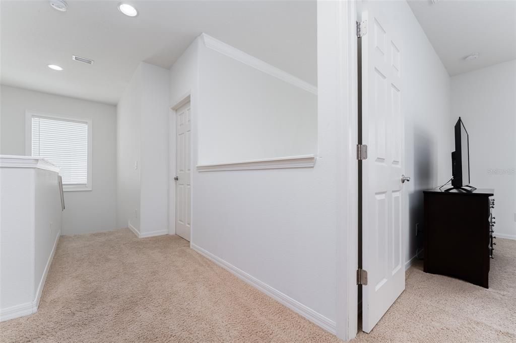 En Venta: $665,000 (5 camas, 3 baños, 3214 Pies cuadrados)