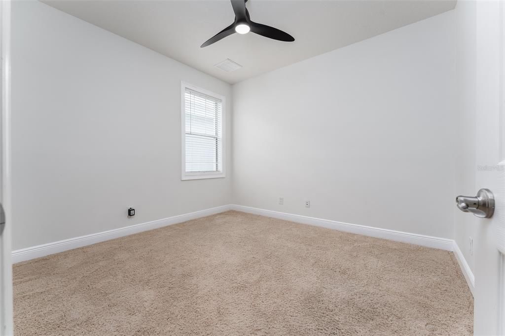 En Venta: $665,000 (5 camas, 3 baños, 3214 Pies cuadrados)