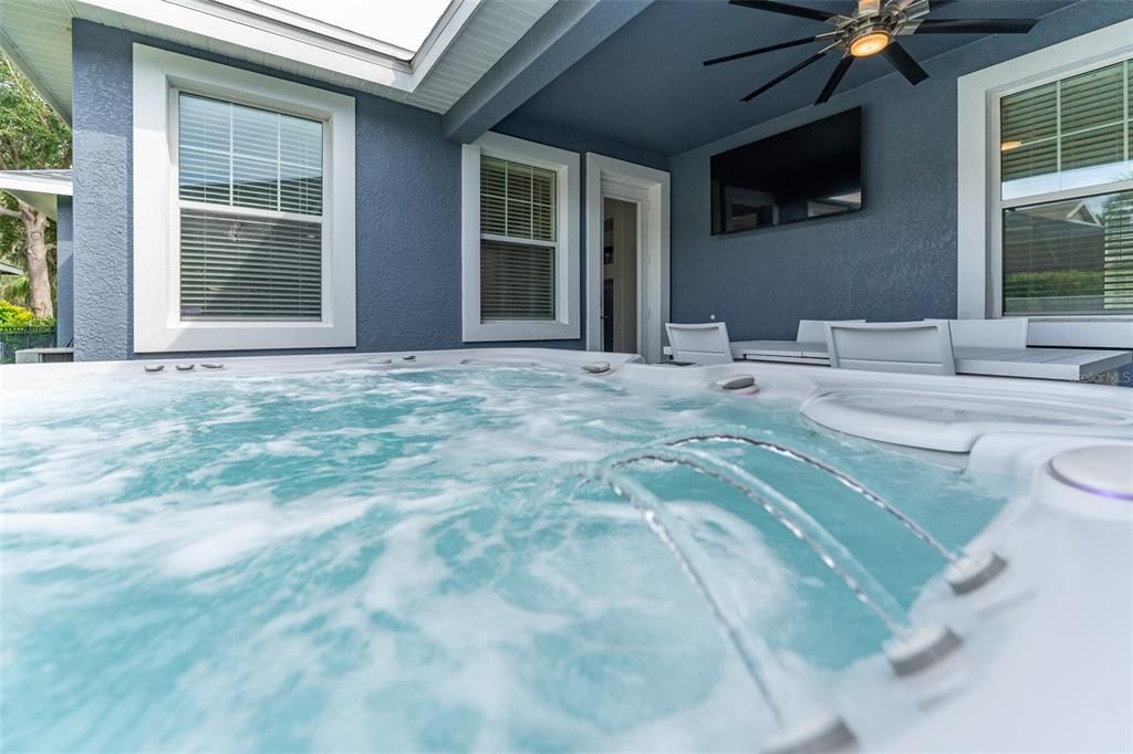 En Venta: $665,000 (5 camas, 3 baños, 3214 Pies cuadrados)