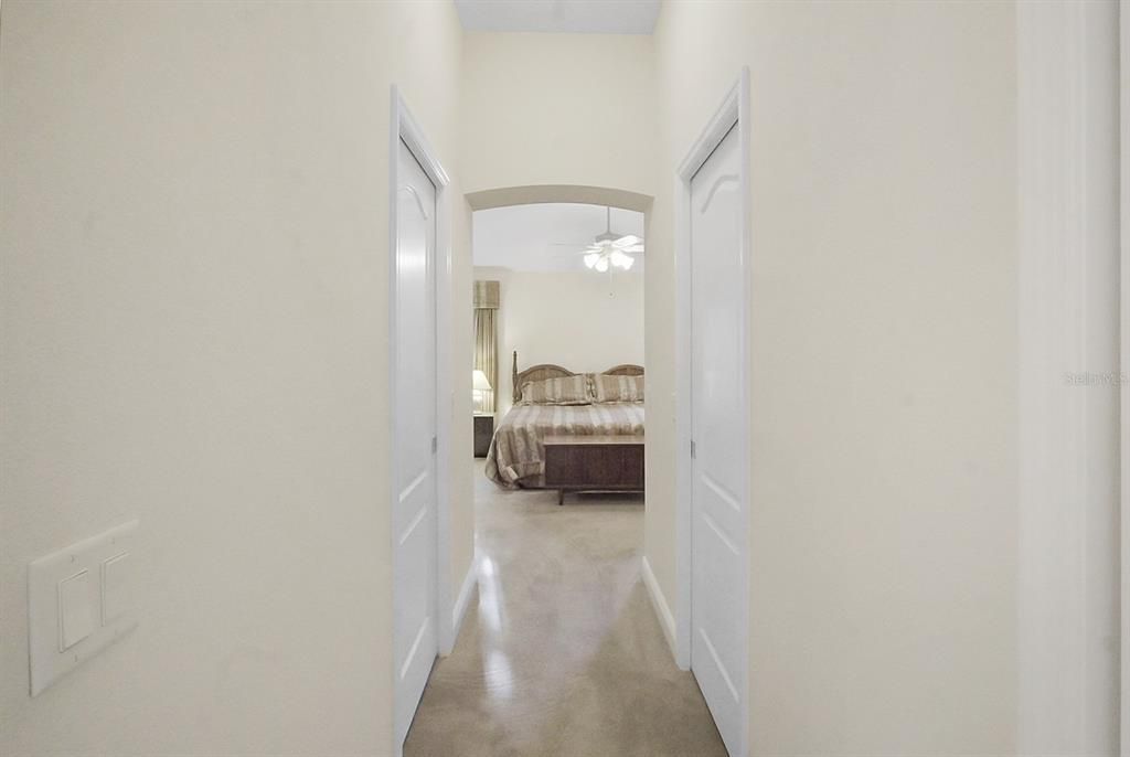 Activo con contrato: $459,900 (3 camas, 2 baños, 1927 Pies cuadrados)