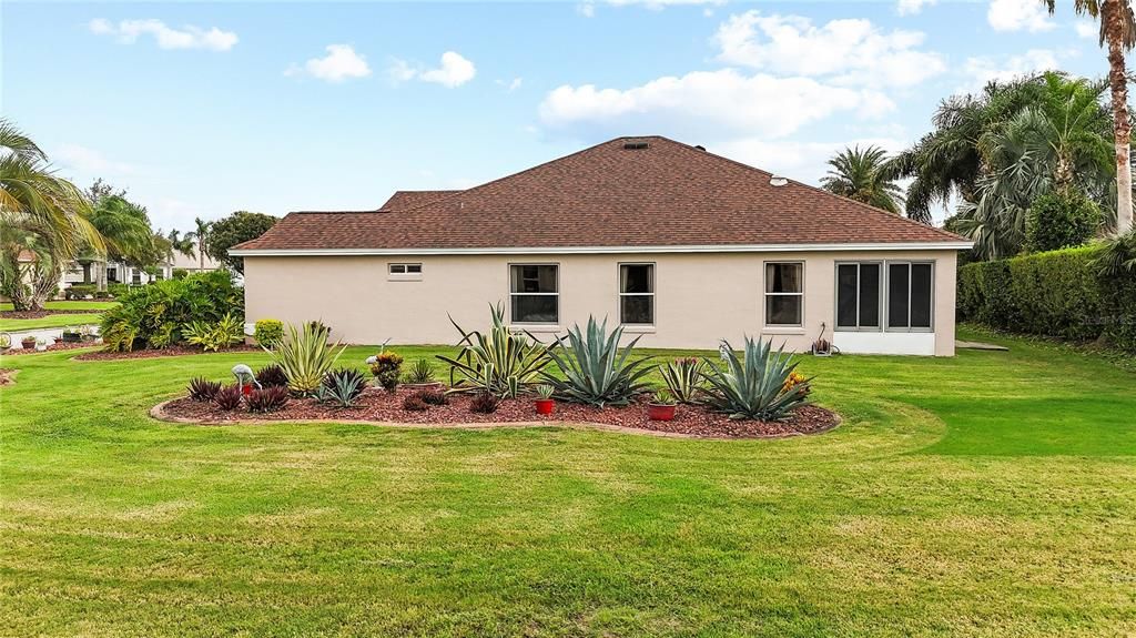 Activo con contrato: $459,900 (3 camas, 2 baños, 1927 Pies cuadrados)