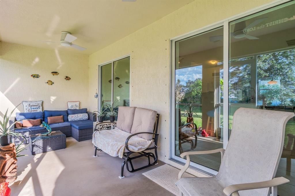 合同活跃: $295,000 (3 贝兹, 2 浴室, 1367 平方英尺)