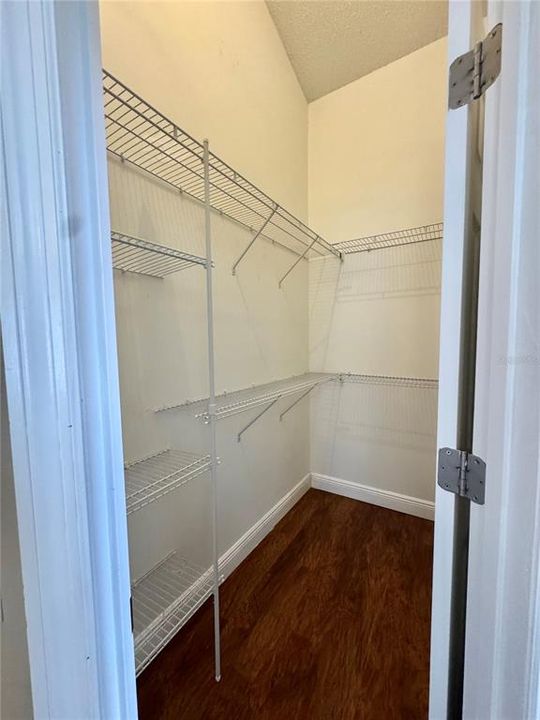 Active With Contract: $285,000 (3 beds, 2 baths, 1144 Square Feet)