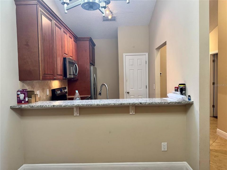 Active With Contract: $285,000 (3 beds, 2 baths, 1144 Square Feet)