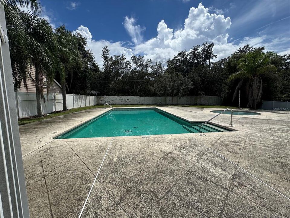 Active With Contract: $285,000 (3 beds, 2 baths, 1144 Square Feet)