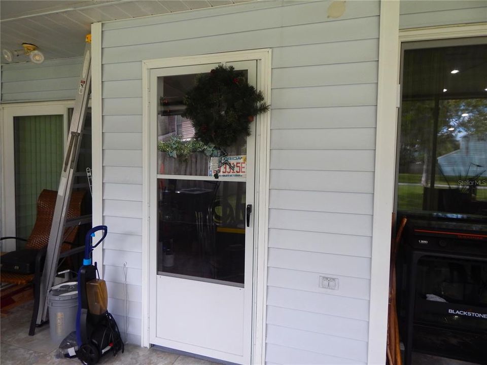 待售: $297,000 (2 贝兹, 2 浴室, 1094 平方英尺)