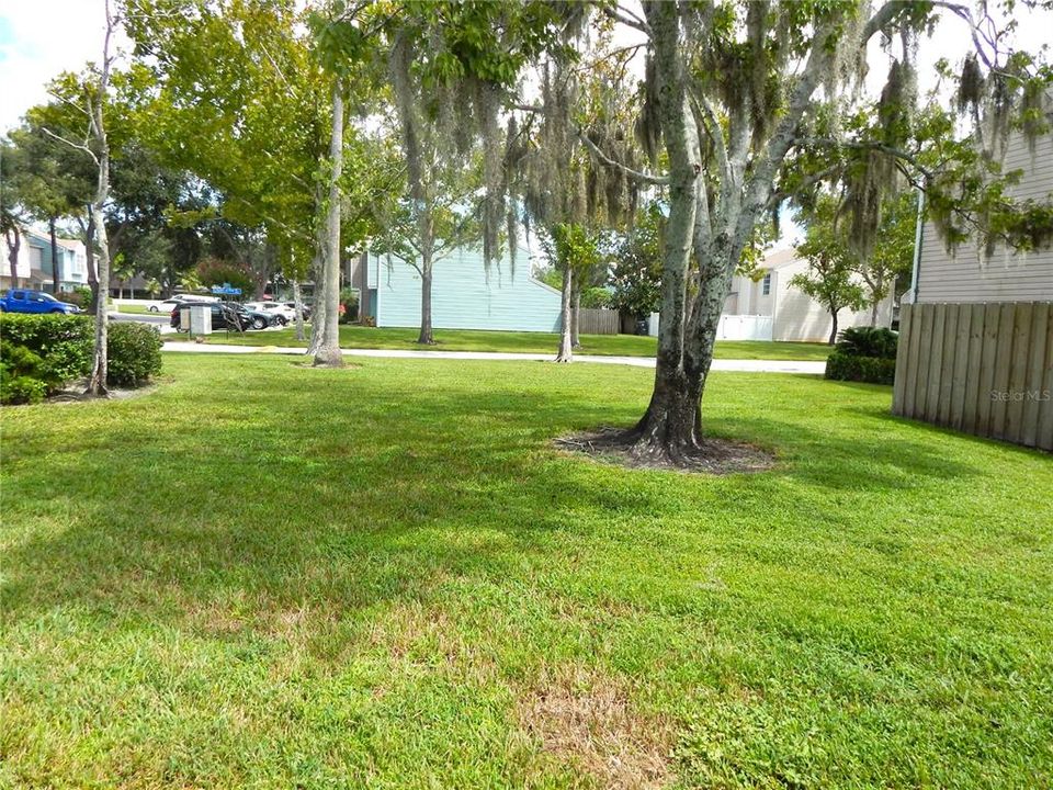 待售: $297,000 (2 贝兹, 2 浴室, 1094 平方英尺)