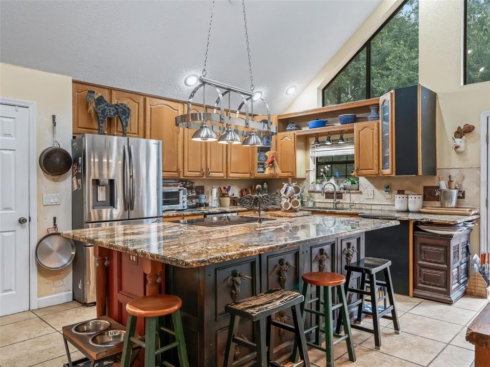 待售: $725,000 (3 贝兹, 2 浴室, 1908 平方英尺)