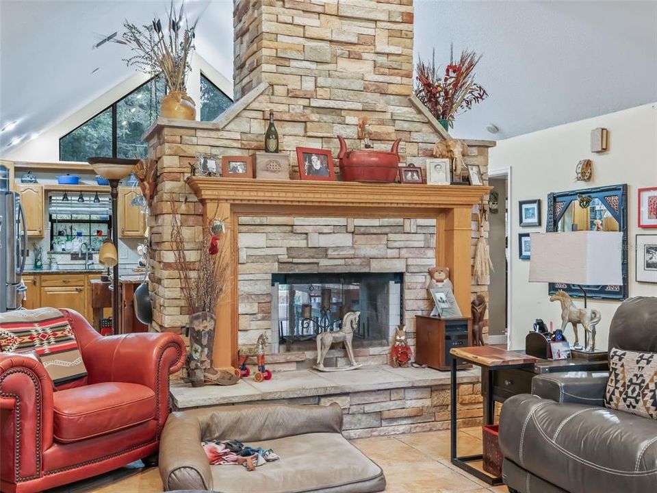 待售: $725,000 (3 贝兹, 2 浴室, 1908 平方英尺)