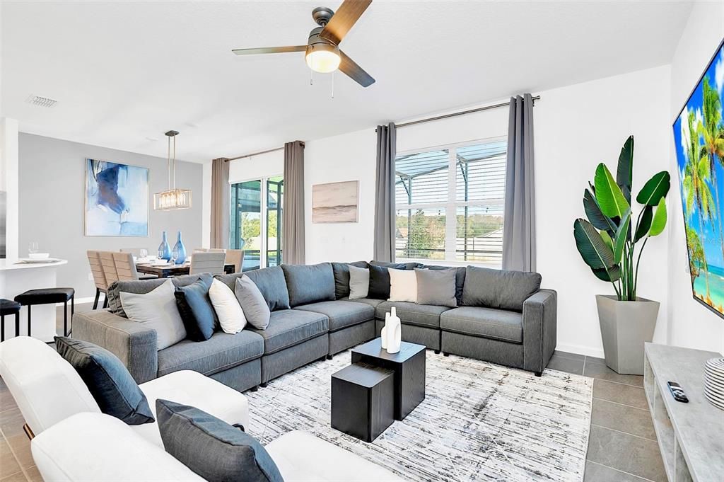 На продажу: $720,000 (8 спален, 5 ванн, 3248 Квадратных фут)