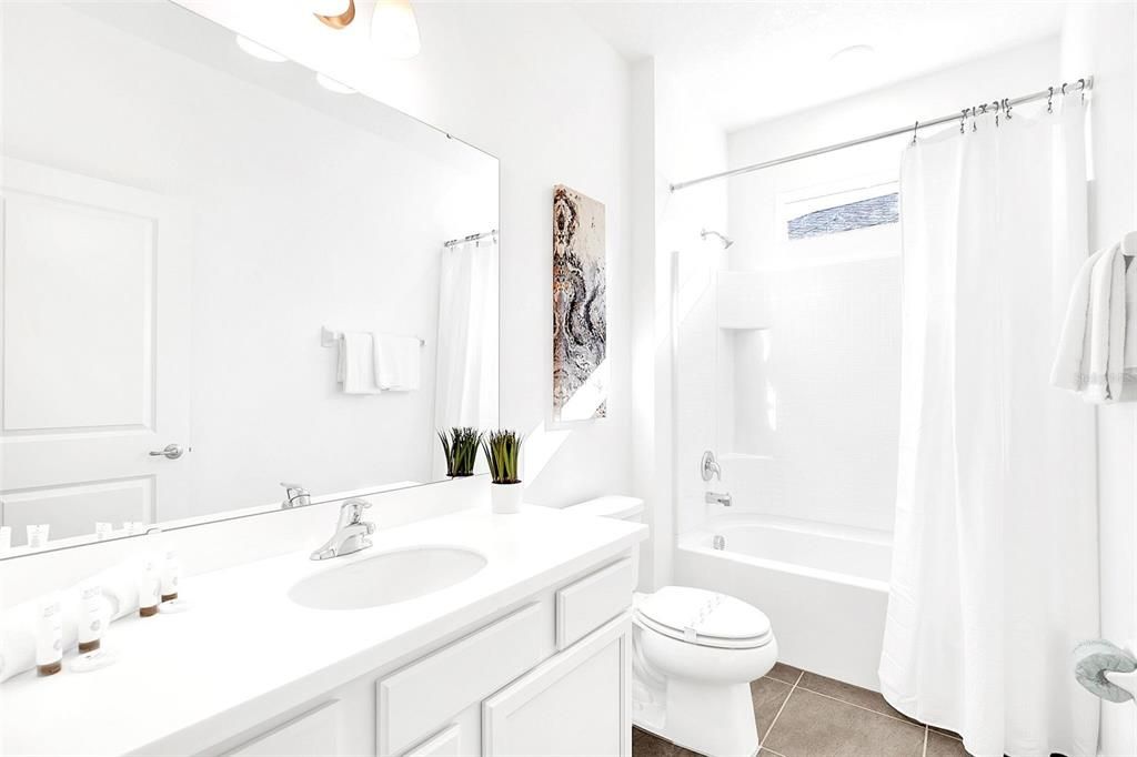 На продажу: $720,000 (8 спален, 5 ванн, 3248 Квадратных фут)