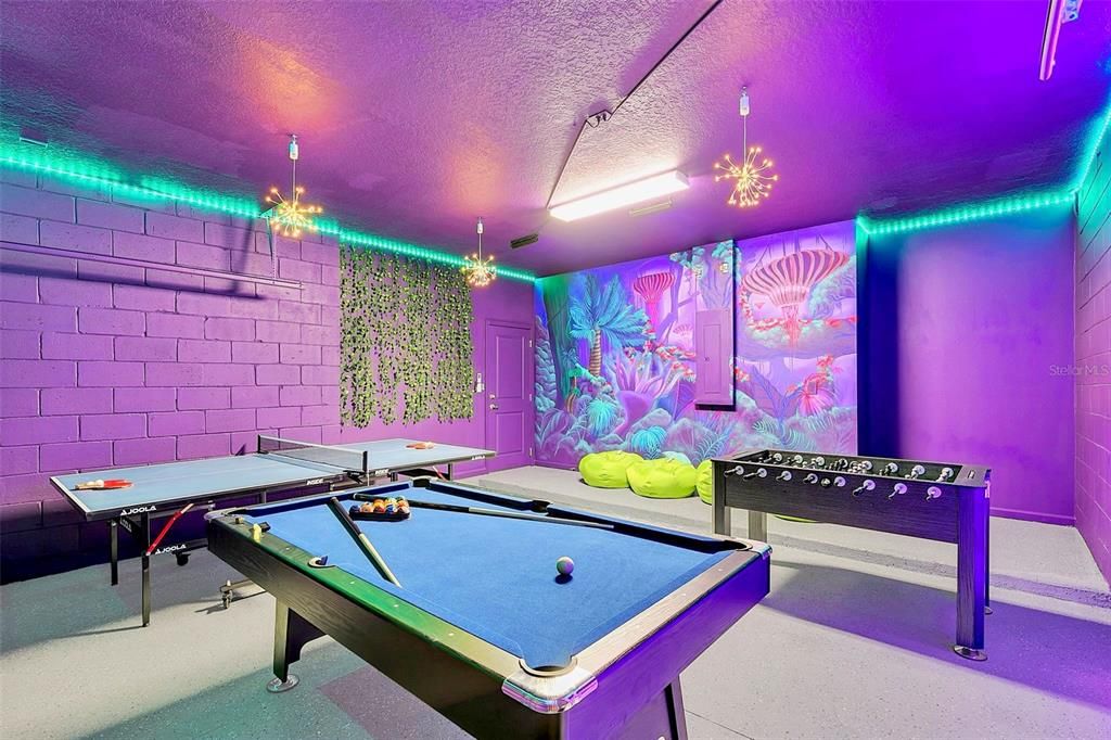 На продажу: $720,000 (8 спален, 5 ванн, 3248 Квадратных фут)