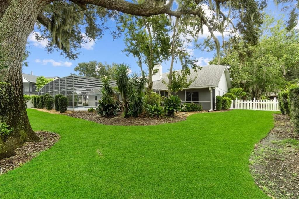 En Venta: $598,000 (4 camas, 2 baños, 3114 Pies cuadrados)