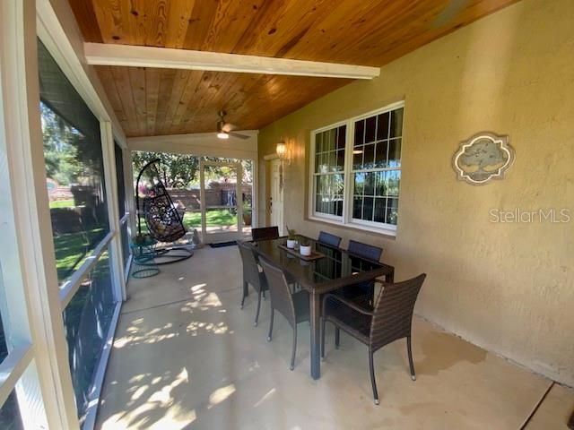 For Sale: $1,100,000 (4 beds, 2 baths, 2900 Square Feet)