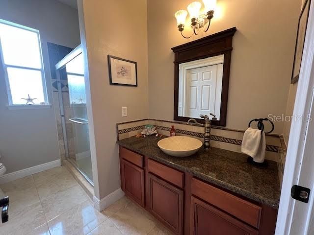 For Sale: $1,100,000 (4 beds, 2 baths, 2900 Square Feet)