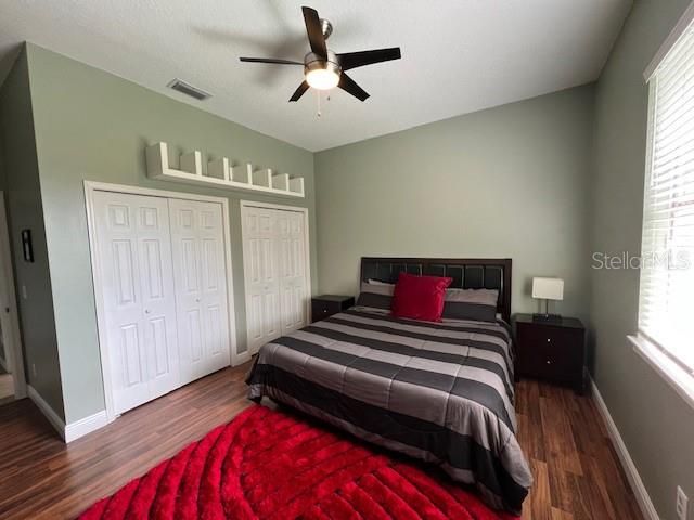 For Sale: $1,100,000 (4 beds, 2 baths, 2900 Square Feet)