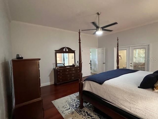 For Sale: $1,100,000 (4 beds, 2 baths, 2900 Square Feet)