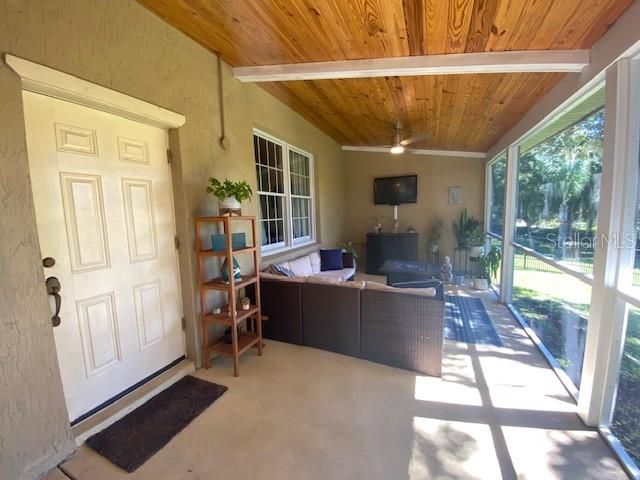 For Sale: $1,100,000 (4 beds, 2 baths, 2900 Square Feet)