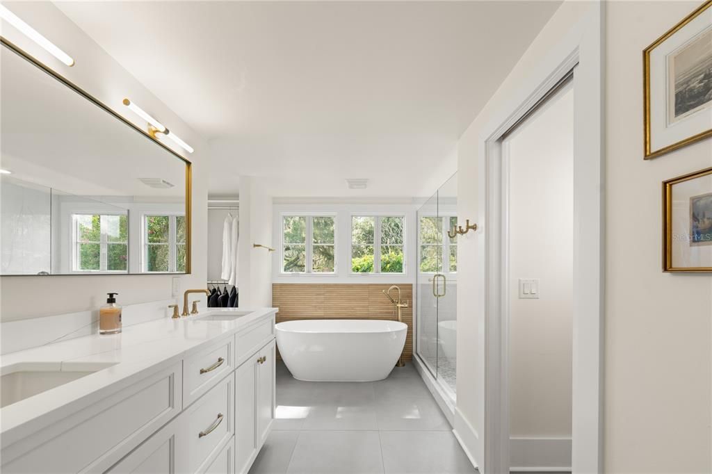 For Sale: $1,900,000 (4 beds, 4 baths, 2721 Square Feet)