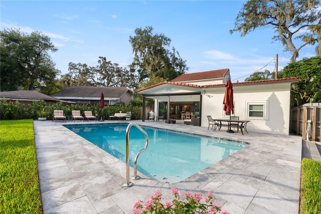 For Sale: $1,900,000 (4 beds, 4 baths, 2721 Square Feet)