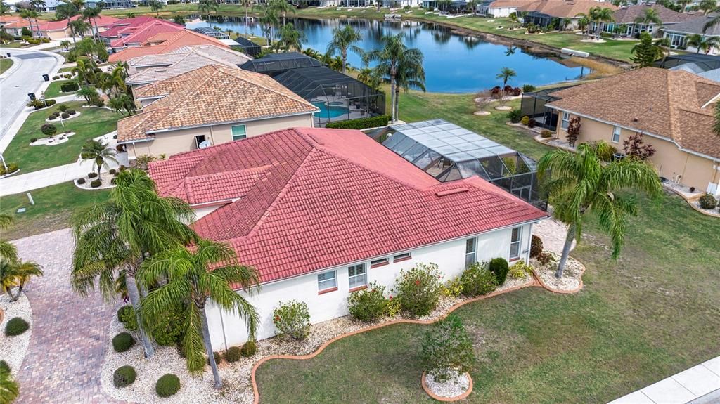 En Venta: $435,000 (3 camas, 3 baños, 2510 Pies cuadrados)