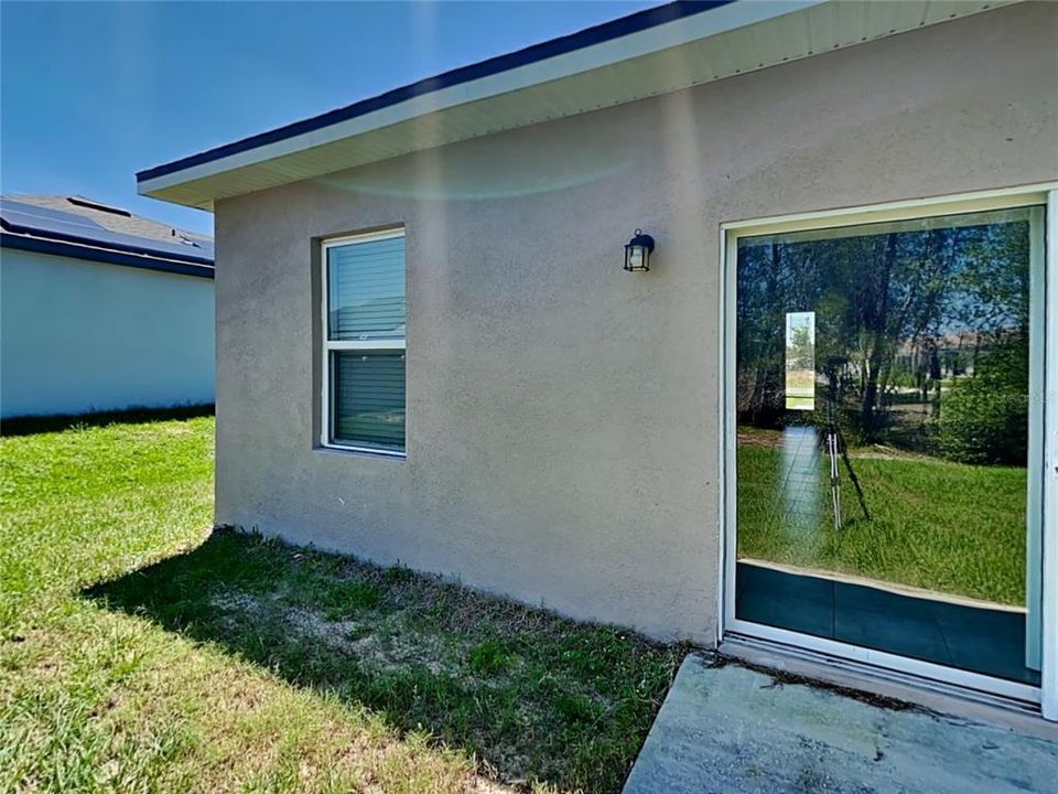 出租: $1,525 (3 贝兹, 2 浴室, 1225 平方英尺)