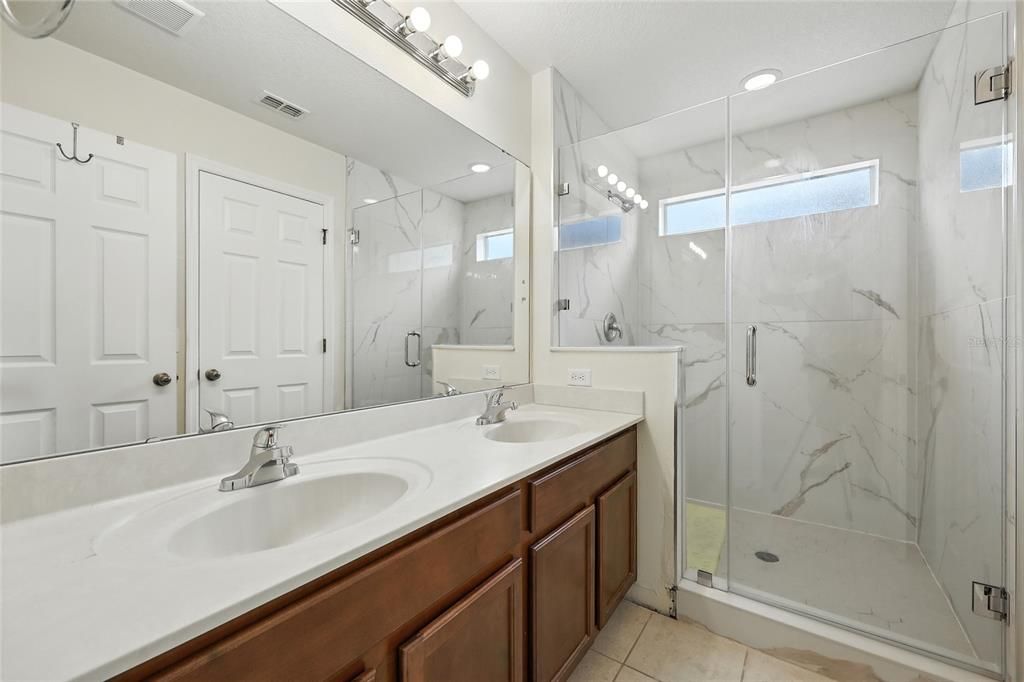 待售: $509,900 (4 贝兹, 4 浴室, 2061 平方英尺)