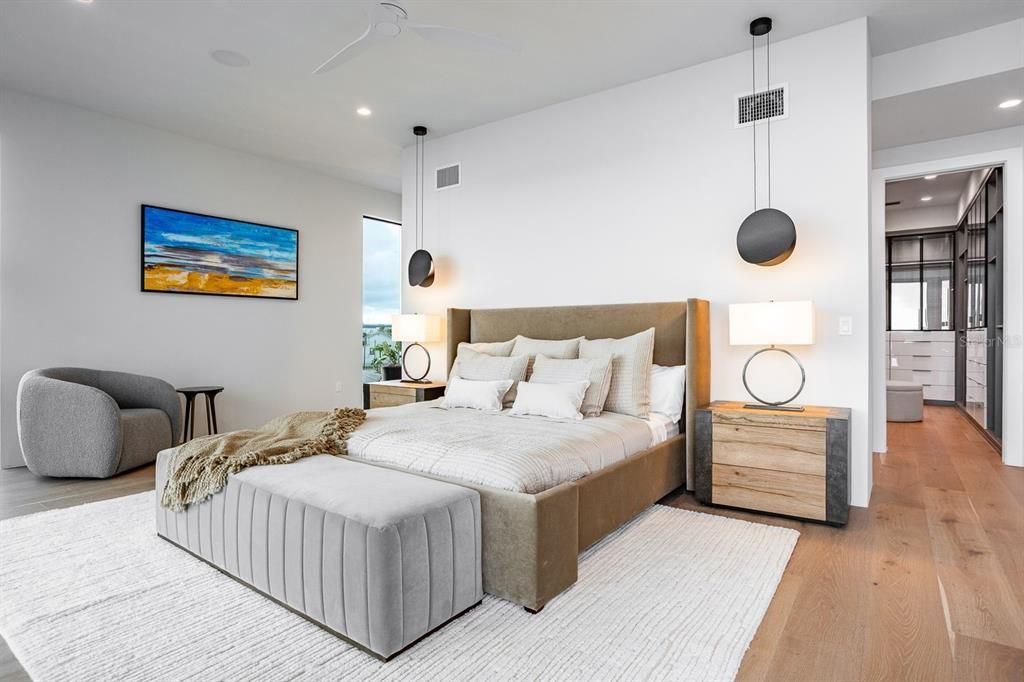 For Sale: $8,650,000 (5 beds, 5 baths, 5785 Square Feet)