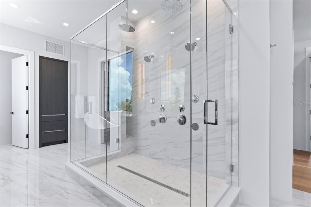 For Sale: $8,650,000 (5 beds, 5 baths, 5785 Square Feet)