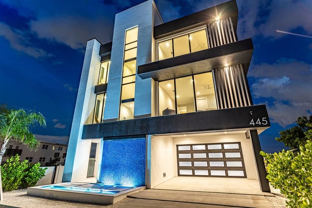 For Sale: $8,650,000 (5 beds, 5 baths, 5785 Square Feet)