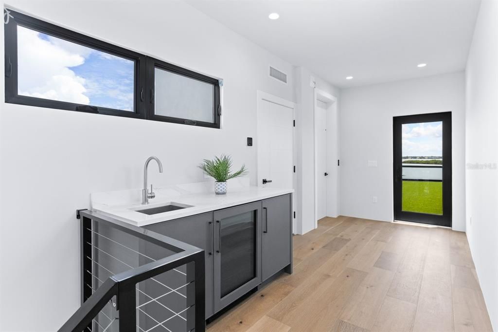 For Sale: $8,650,000 (5 beds, 5 baths, 5785 Square Feet)