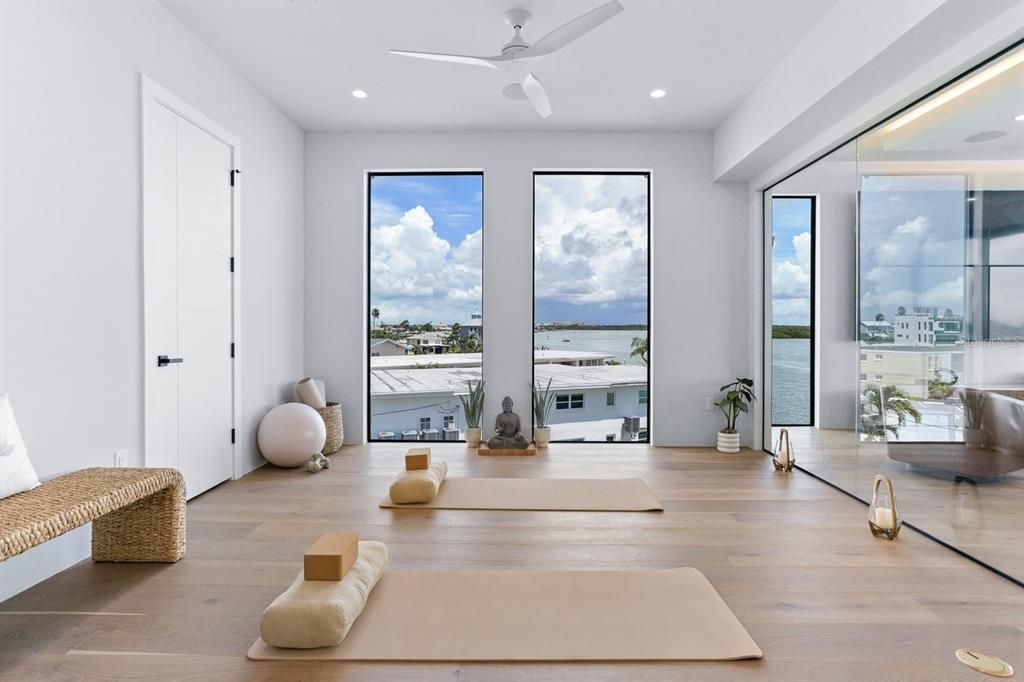 For Sale: $8,650,000 (5 beds, 5 baths, 5785 Square Feet)