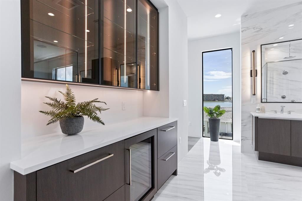 For Sale: $8,650,000 (5 beds, 5 baths, 5785 Square Feet)