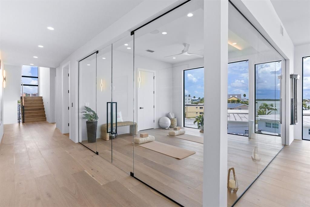 For Sale: $8,650,000 (5 beds, 5 baths, 5785 Square Feet)