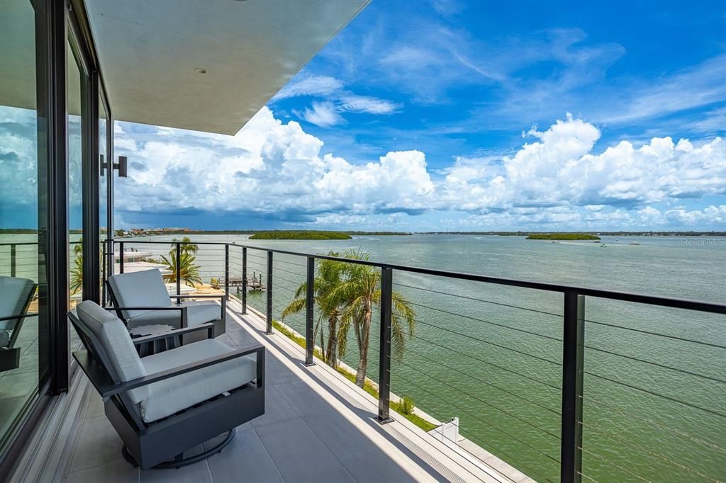 For Sale: $8,650,000 (5 beds, 5 baths, 5785 Square Feet)