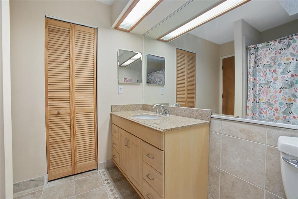 En Venta: $225,000 (2 camas, 2 baños, 1434 Pies cuadrados)