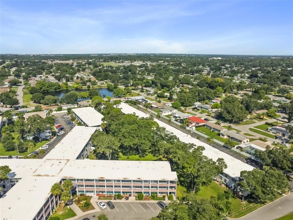 Active With Contract: $95,900 (2 beds, 1 baths, 835 Square Feet)