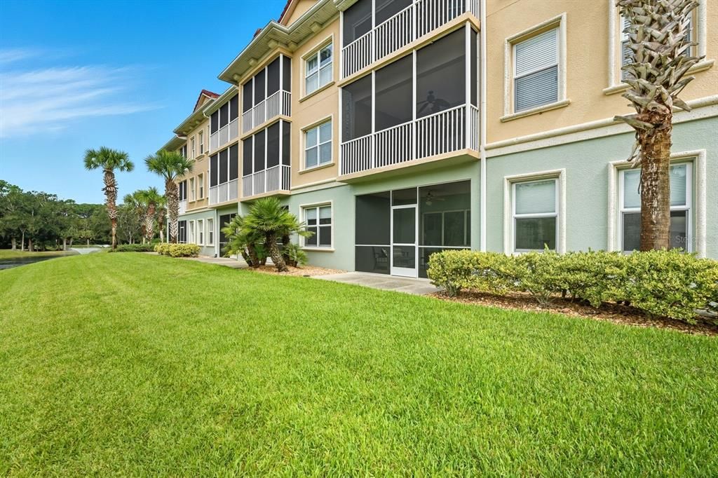 Под контрактом: $279,000 (3 спален, 2 ванн, 1377 Квадратных фут)