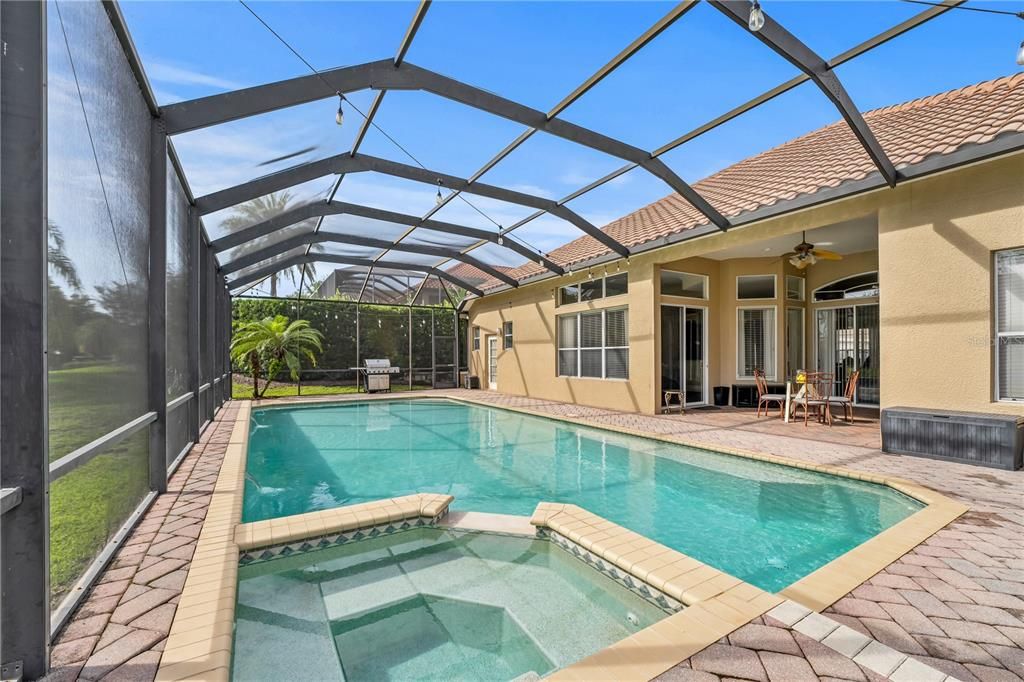 En Renta: $4,500 (6 camas, 4 baños, 3342 Pies cuadrados)