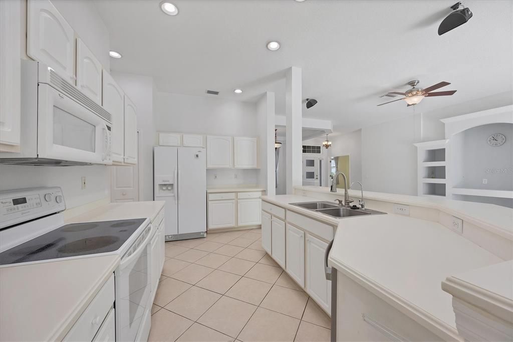 待售: $509,000 (3 贝兹, 2 浴室, 1931 平方英尺)