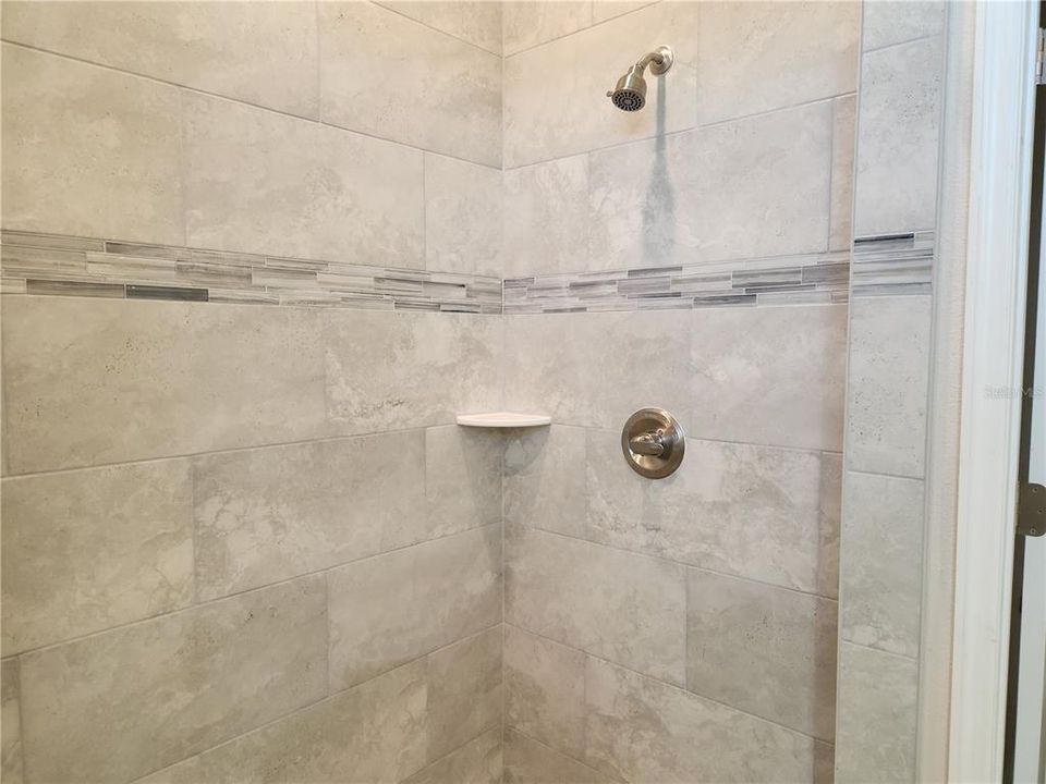 For Sale: $498,000 (3 beds, 2 baths, 2201 Square Feet)